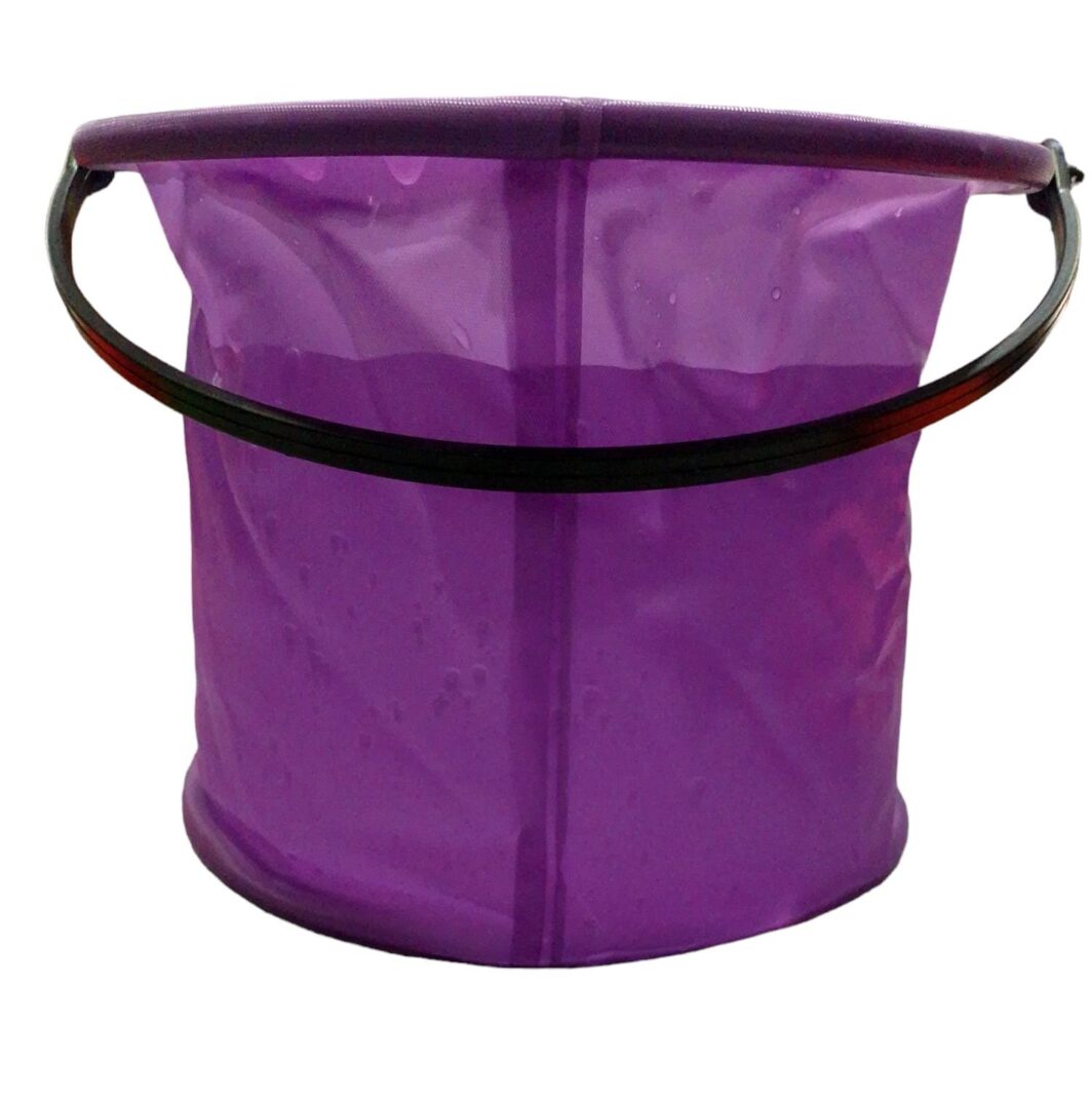 portable watercolor bucket