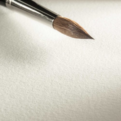 A traditional natural white 100% cotton paper Surface sized and highly resistant to erasure Ideal for all wet painting techniques and etching Acid free, light resistant and archival